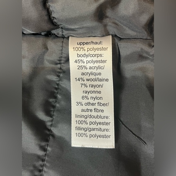 Maurices Women’s Black and White Plaid Quilted Vest with Pockets Size Large - Picture 11 of 15